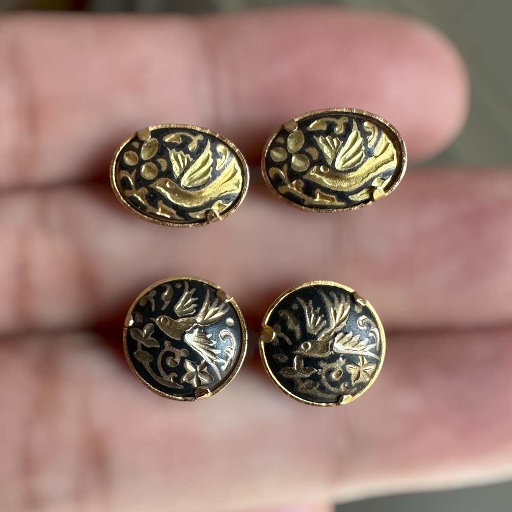 VTG Damascene Stud Earrings 0.3-0.4 Inch Black Gold Flowers 2 Pairs Round Oval